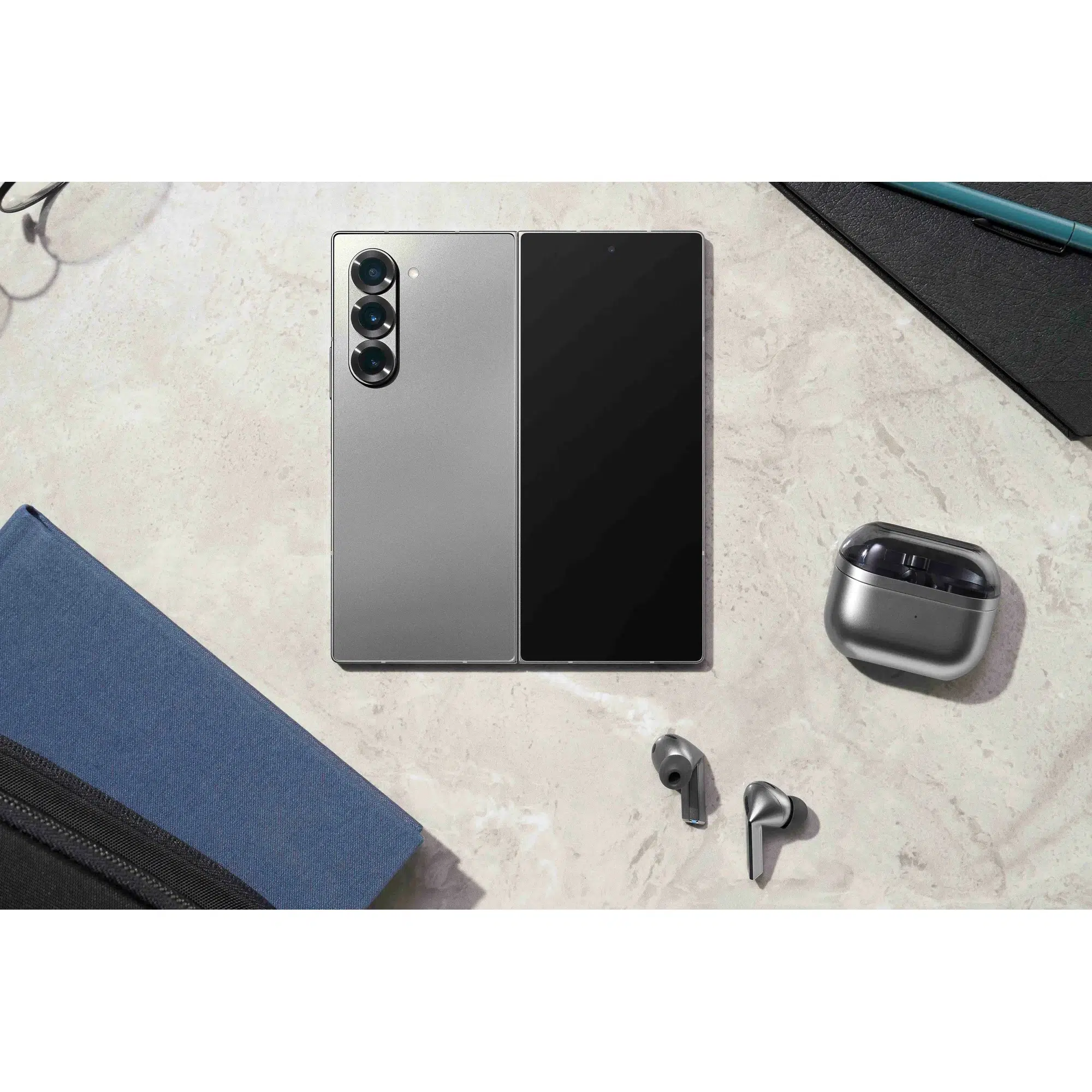 Смартфон Samsung Galaxy Z Fold 6 12/256GB, Dual: nano SIM + eSIM, Silver shadow (Серебро)EU изображение 21